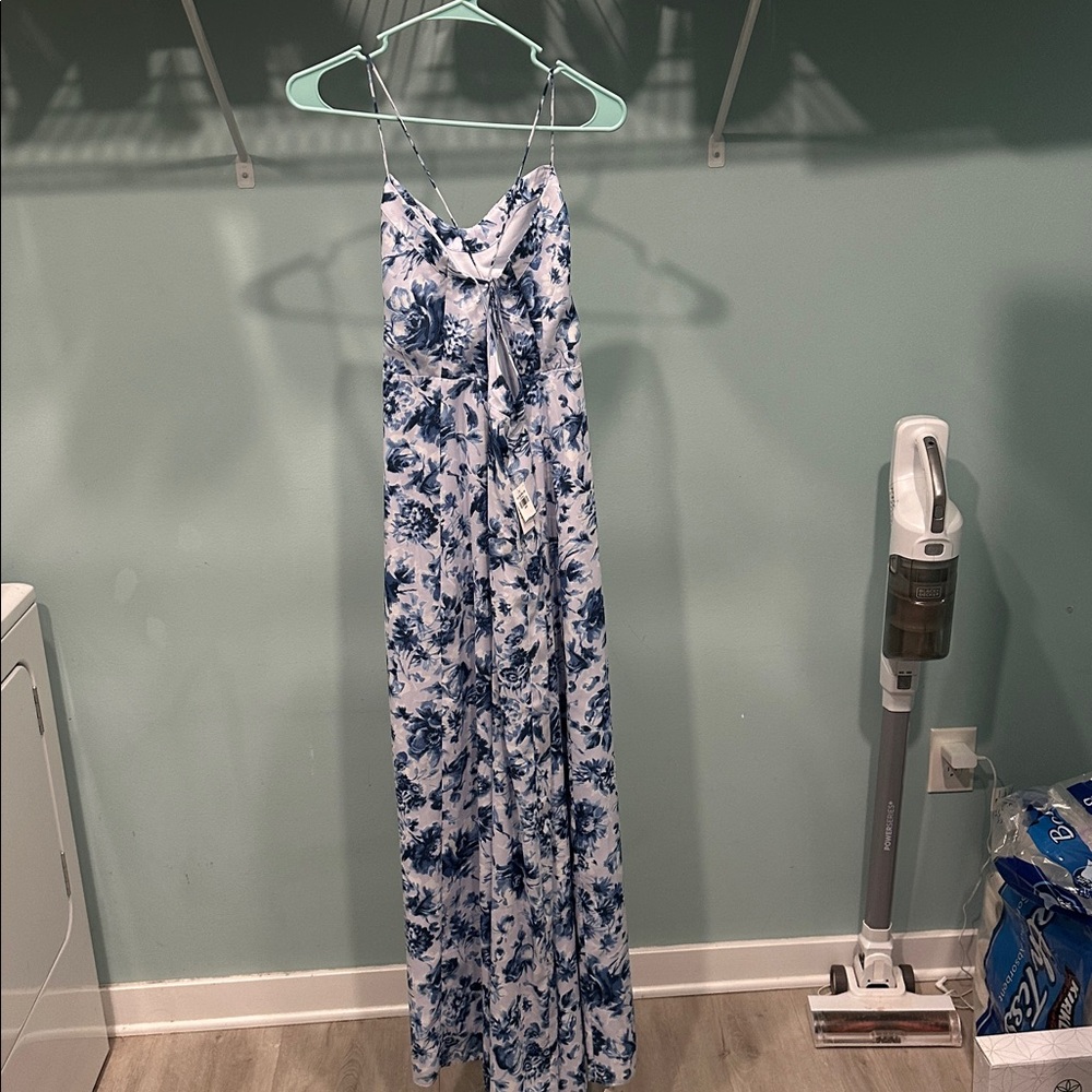 NWT Abercrombie Floral Blue and White Maxi Dress - Picture 8 of 9